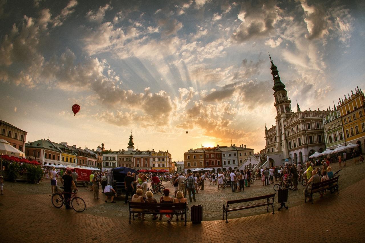 Pokoje Goscinne Osir Zamość Buitenkant foto